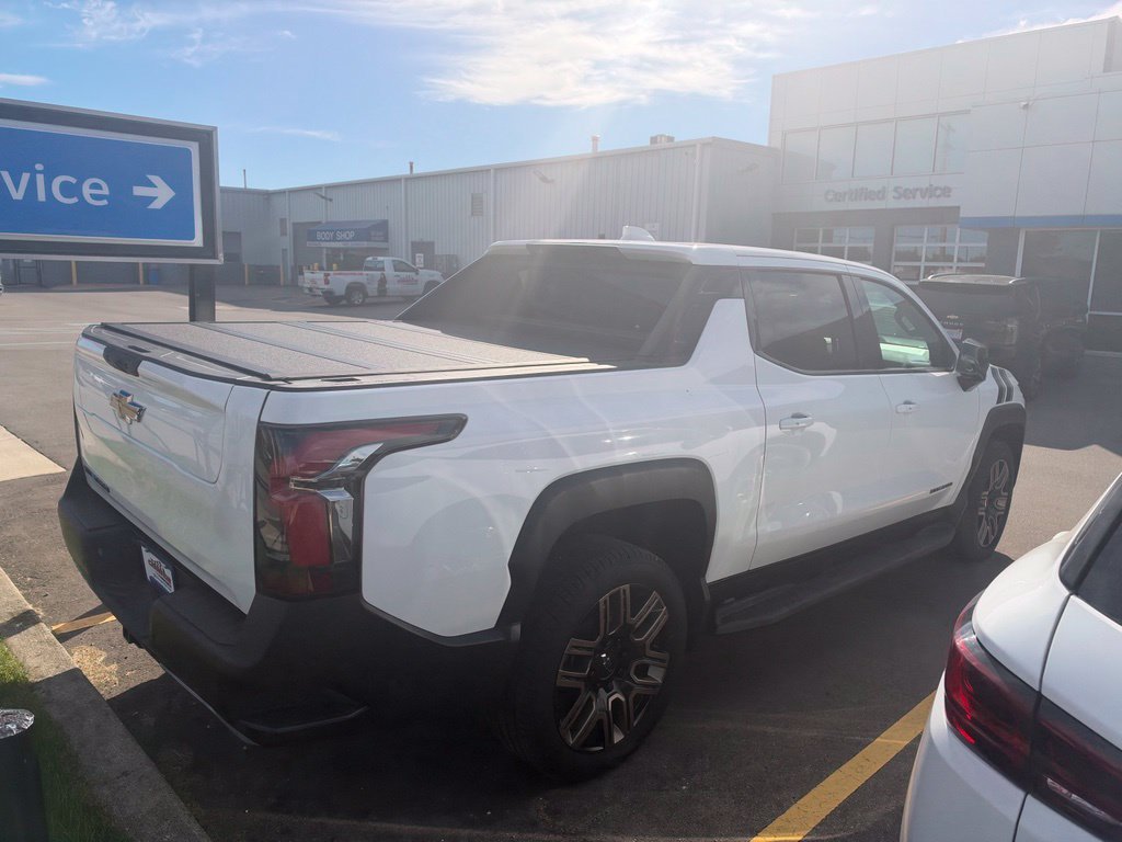 New 2026 Chevrolet Silverado EV LT w/ LPO, Bronze Package AWD/4WD image 6