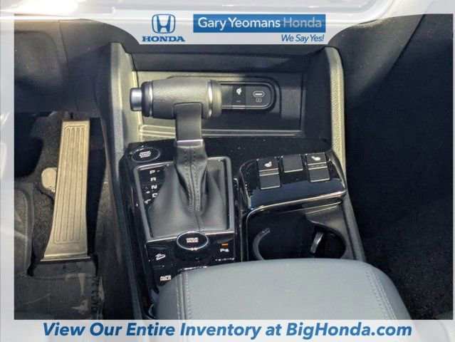 Used 2025 Kia Sportage EX w/ Premium Package image 23