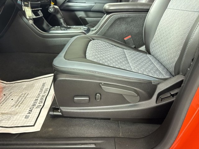 Used 2021 Chevrolet Colorado Z71 w/ Safety Package image 18