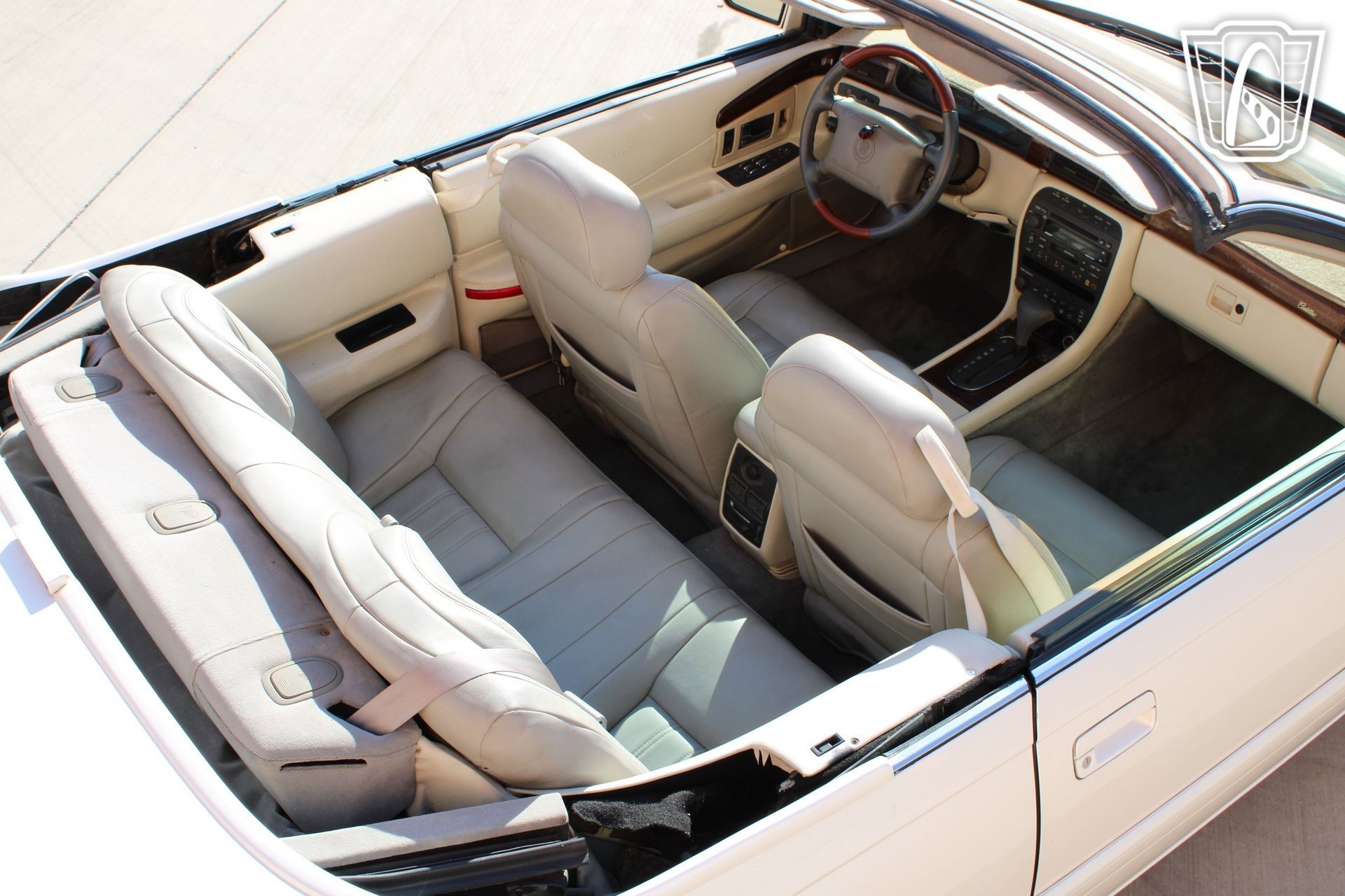 Used 2002 Cadillac Eldorado Touring w/ Preffered Equipment Group image 40