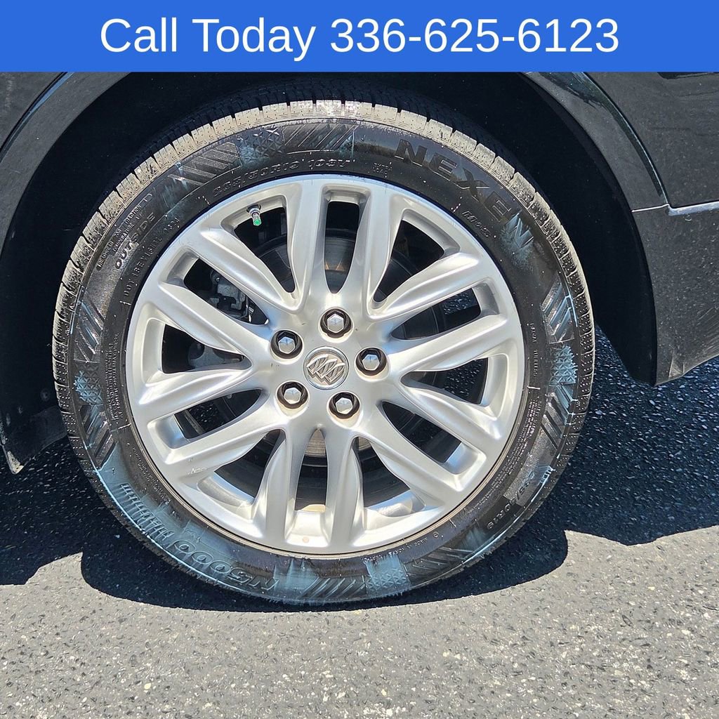 Used 2019 Buick Envision Premium w/ Driver Confidence Package AWD/4WD image 5