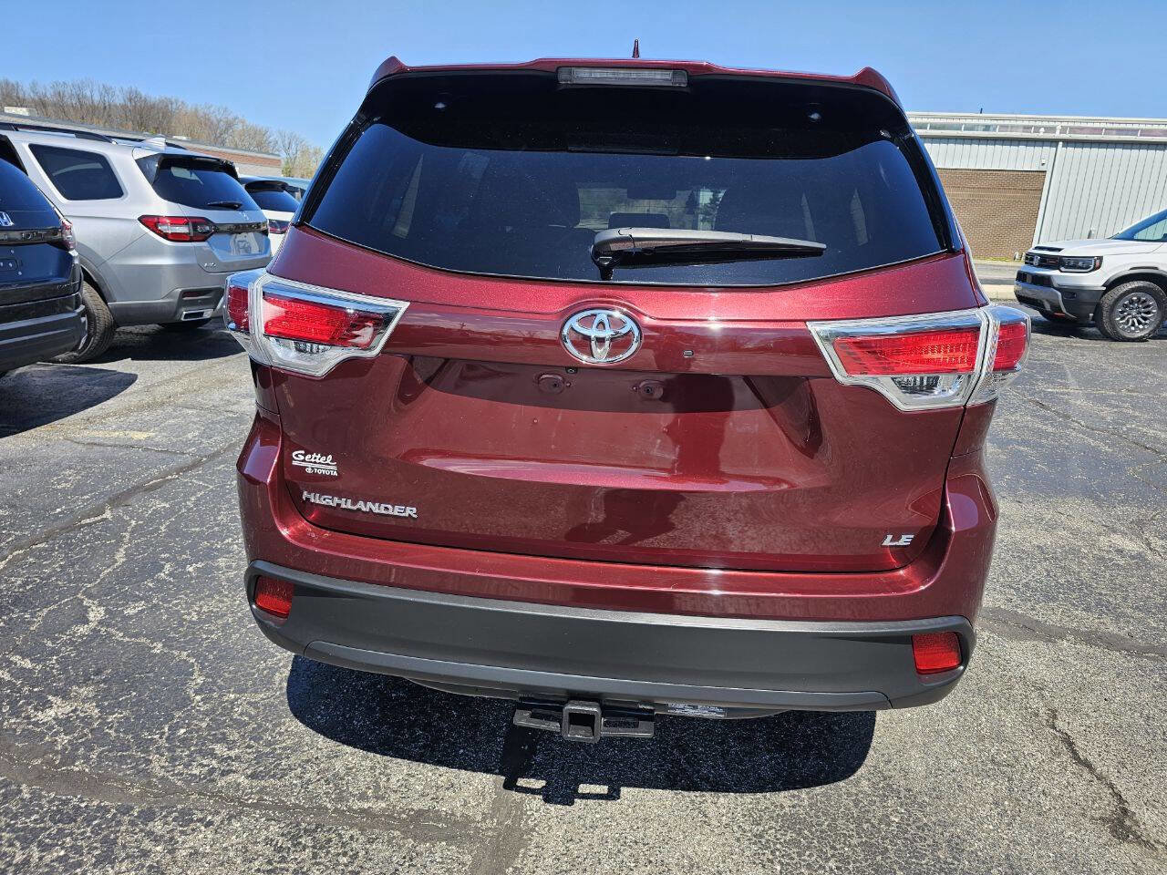Used 2014 Toyota Highlander Plus FWD image 7
