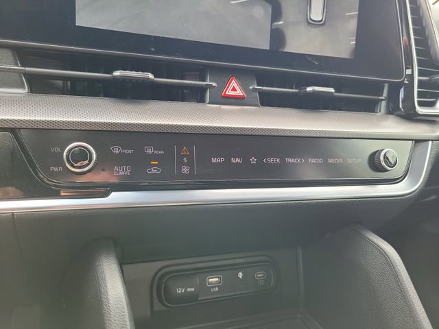 Certified 2024 Kia Sportage SX image 24