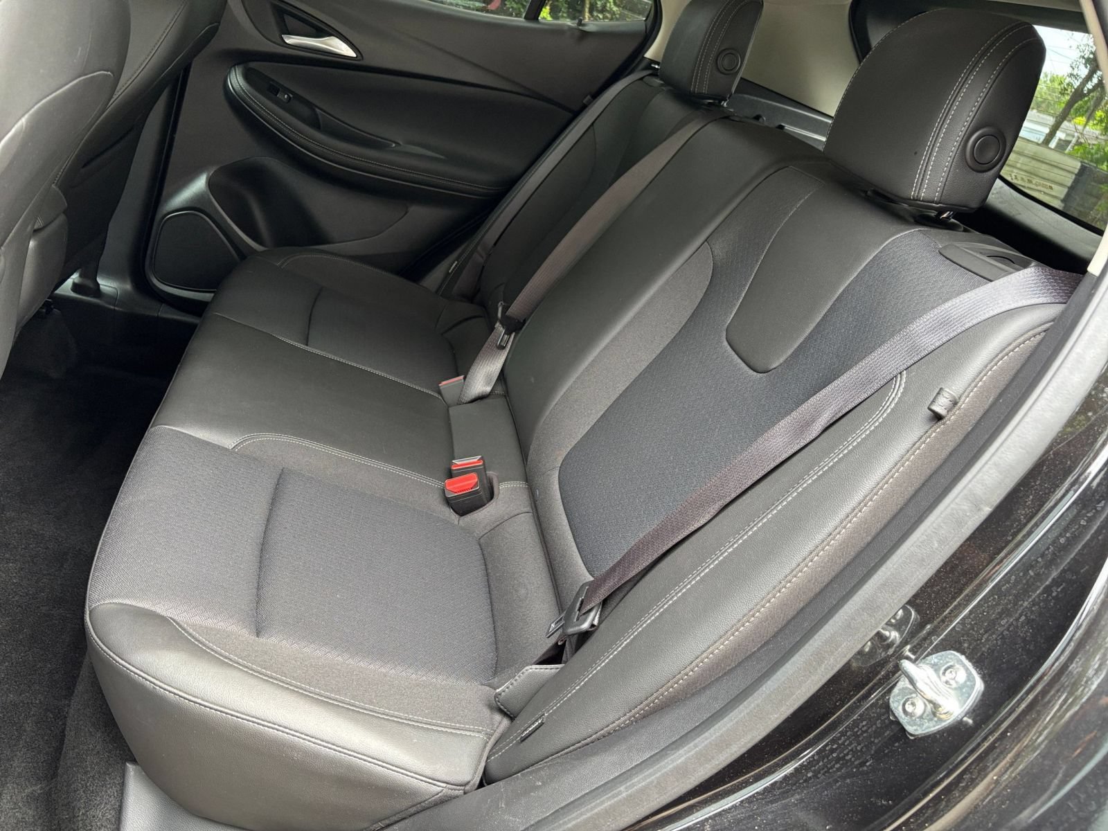 Used 2025 Buick Encore GX Preferred FWD image 36