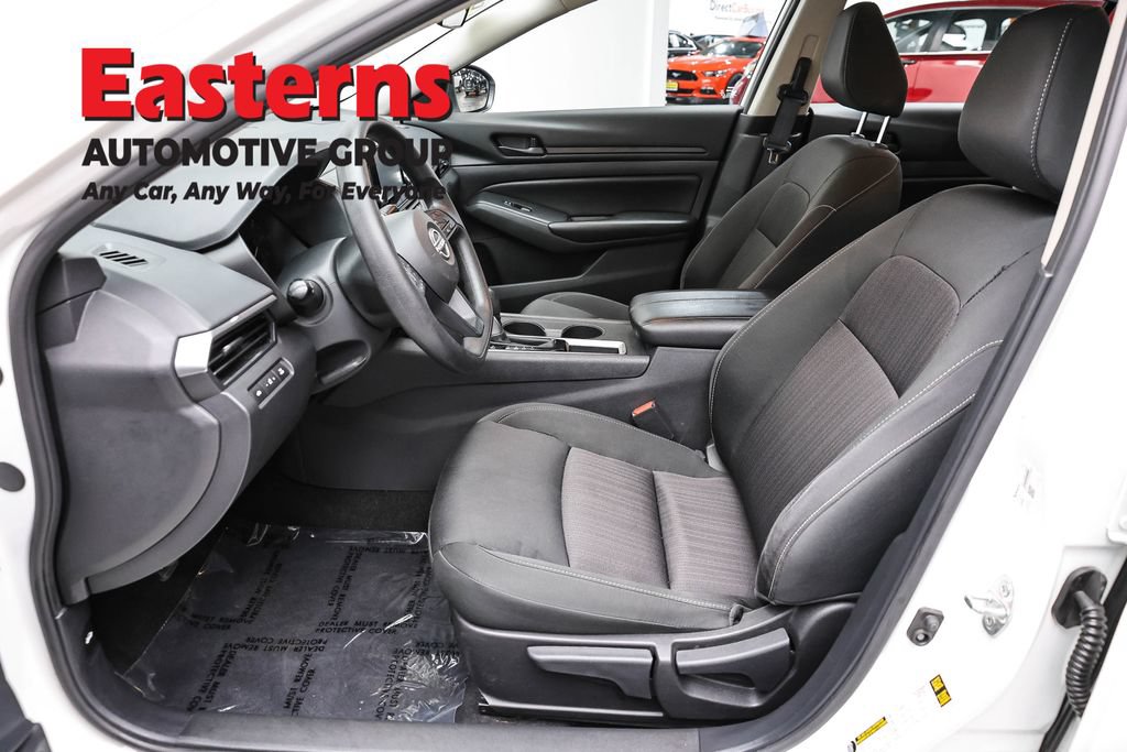 Used 2024 Nissan Altima 2.5 S FWD image 13