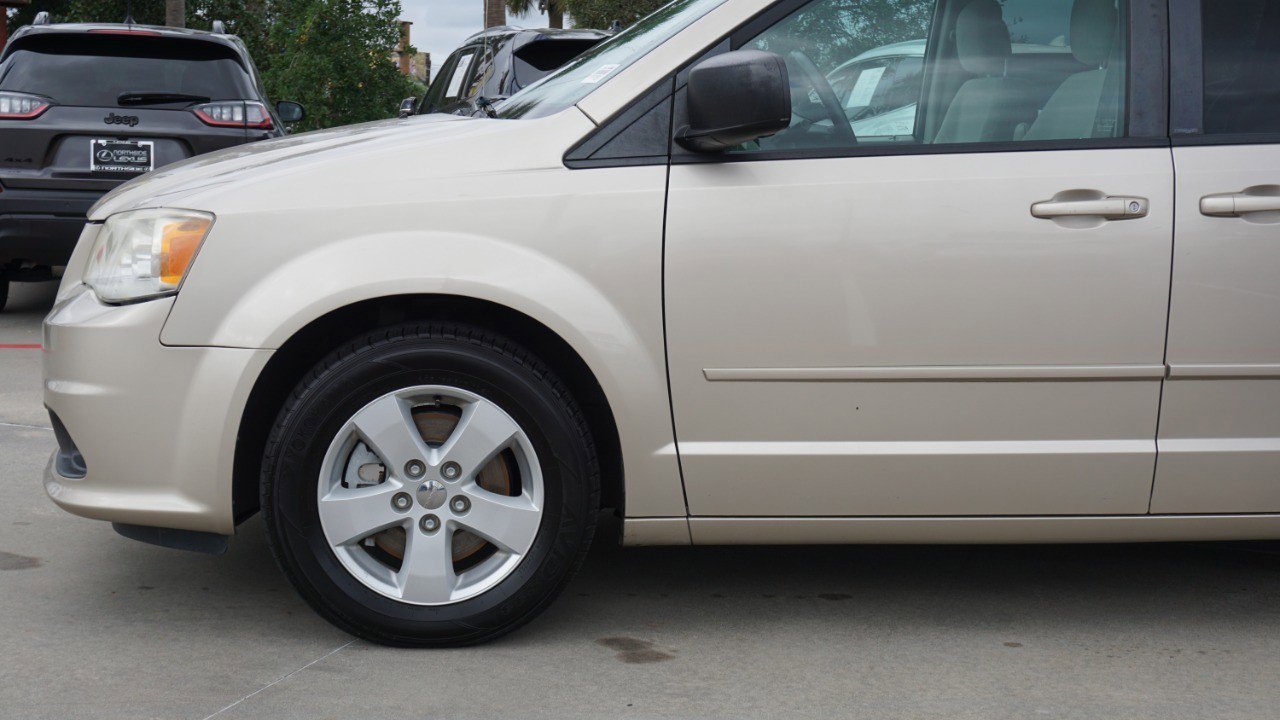 Used 2013 Dodge Grand Caravan SE image 10