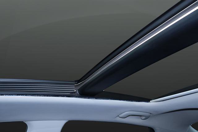 Used 2019 Kia Optima S w/ S Panoramic Sunroof Package image 29