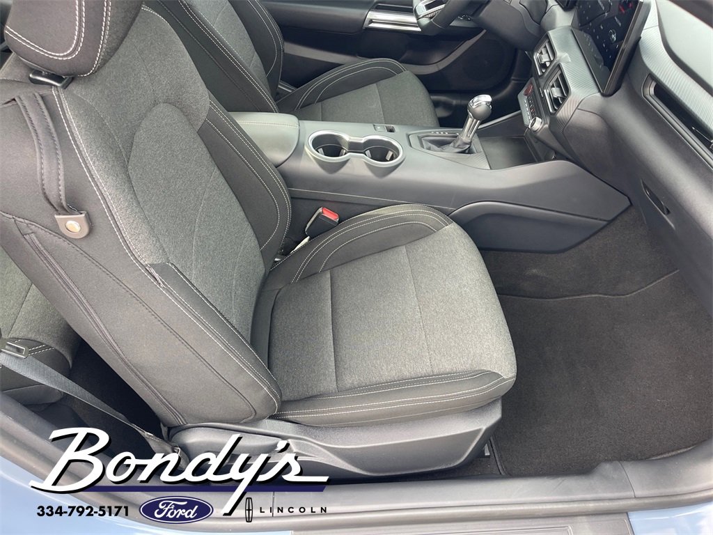 Used 2024 Ford Mustang Coupe image 22