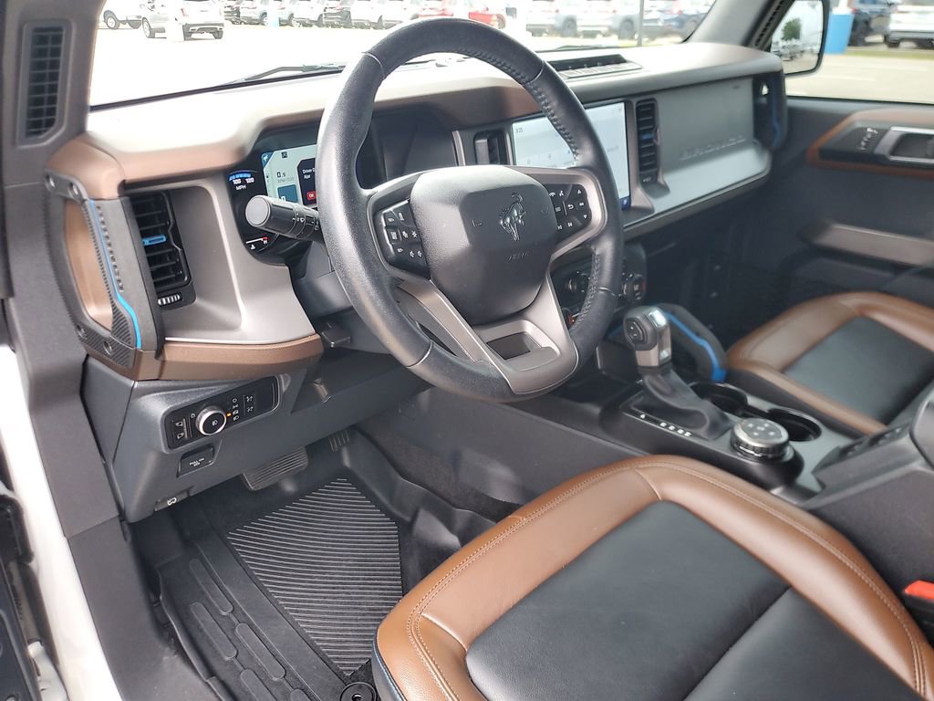 Used 2023 Ford Bronco Outer Banks w/ Sasquatch Package image 15