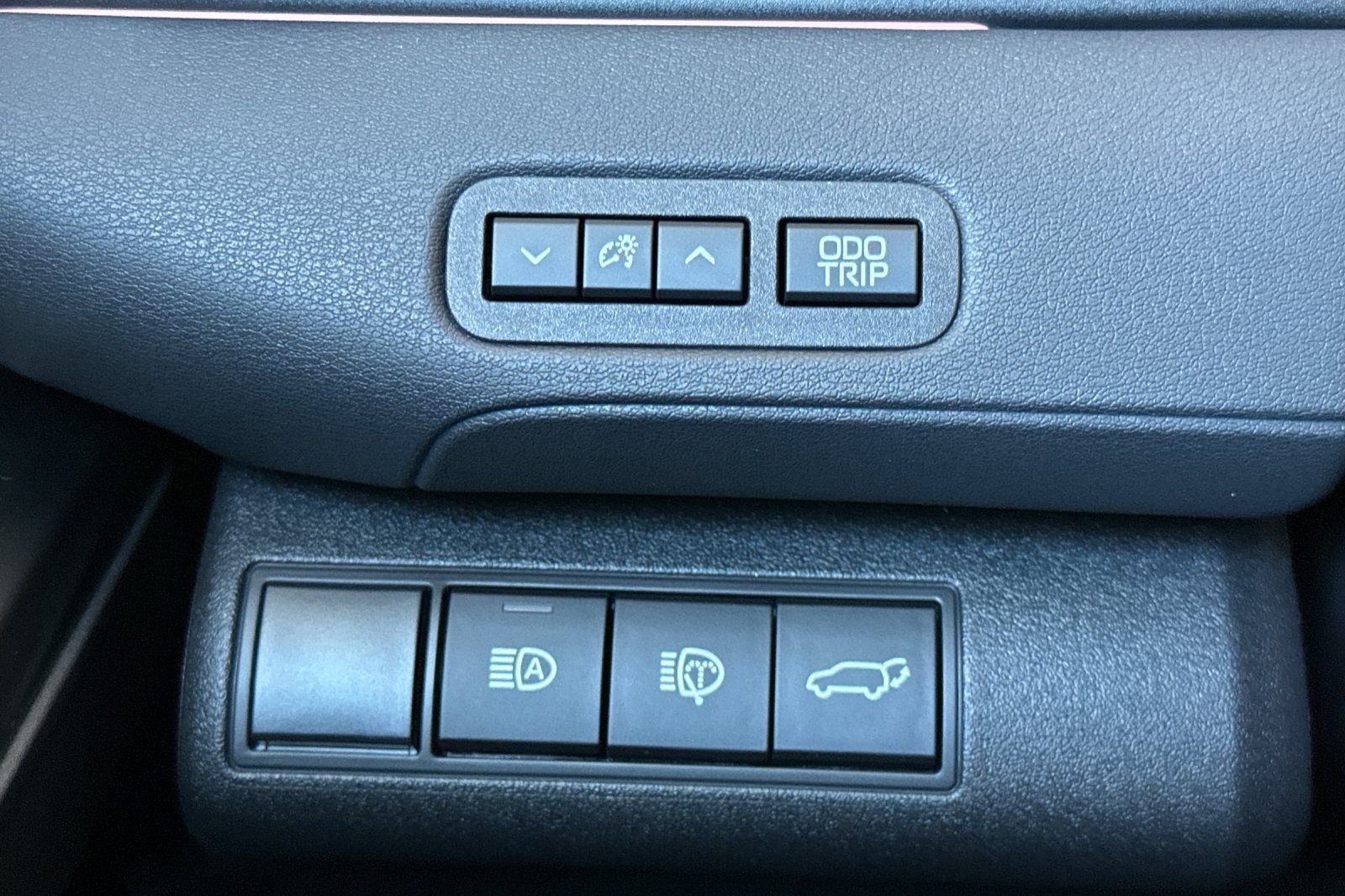 Certified 2026 Toyota bZ image 33