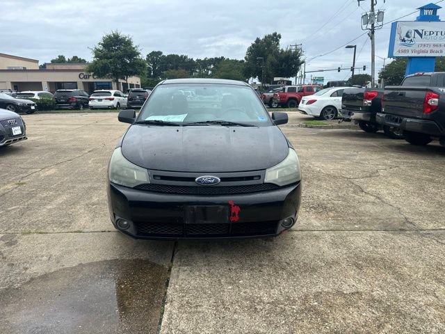 Used 2009 Ford Focus SE FWD image 2
