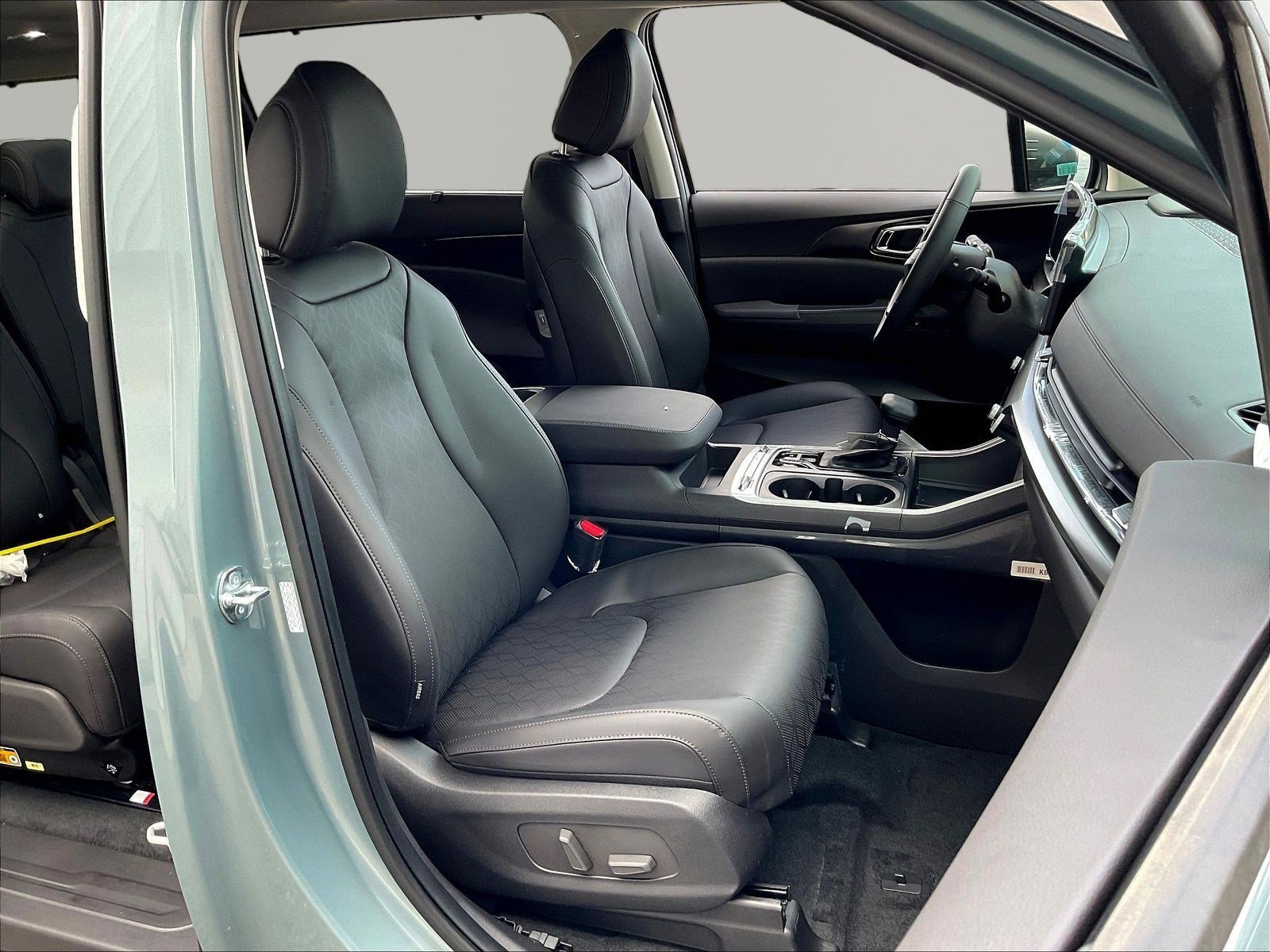 New 2027 Kia Carnival SX FWD image 19