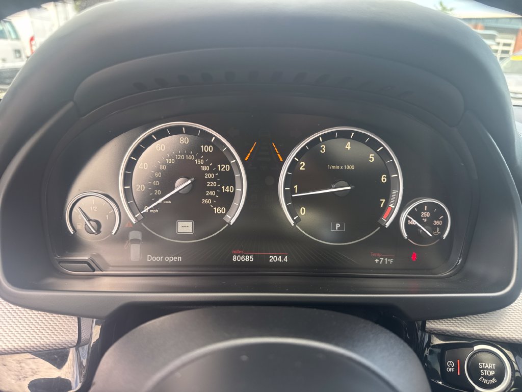 Used 2015 BMW X5 xDrive50i AWD/4WD image 16