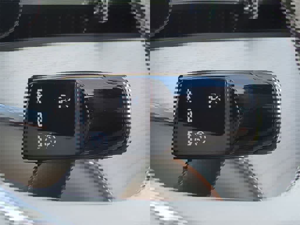 New 2025 Volvo EX90 Plus image 33