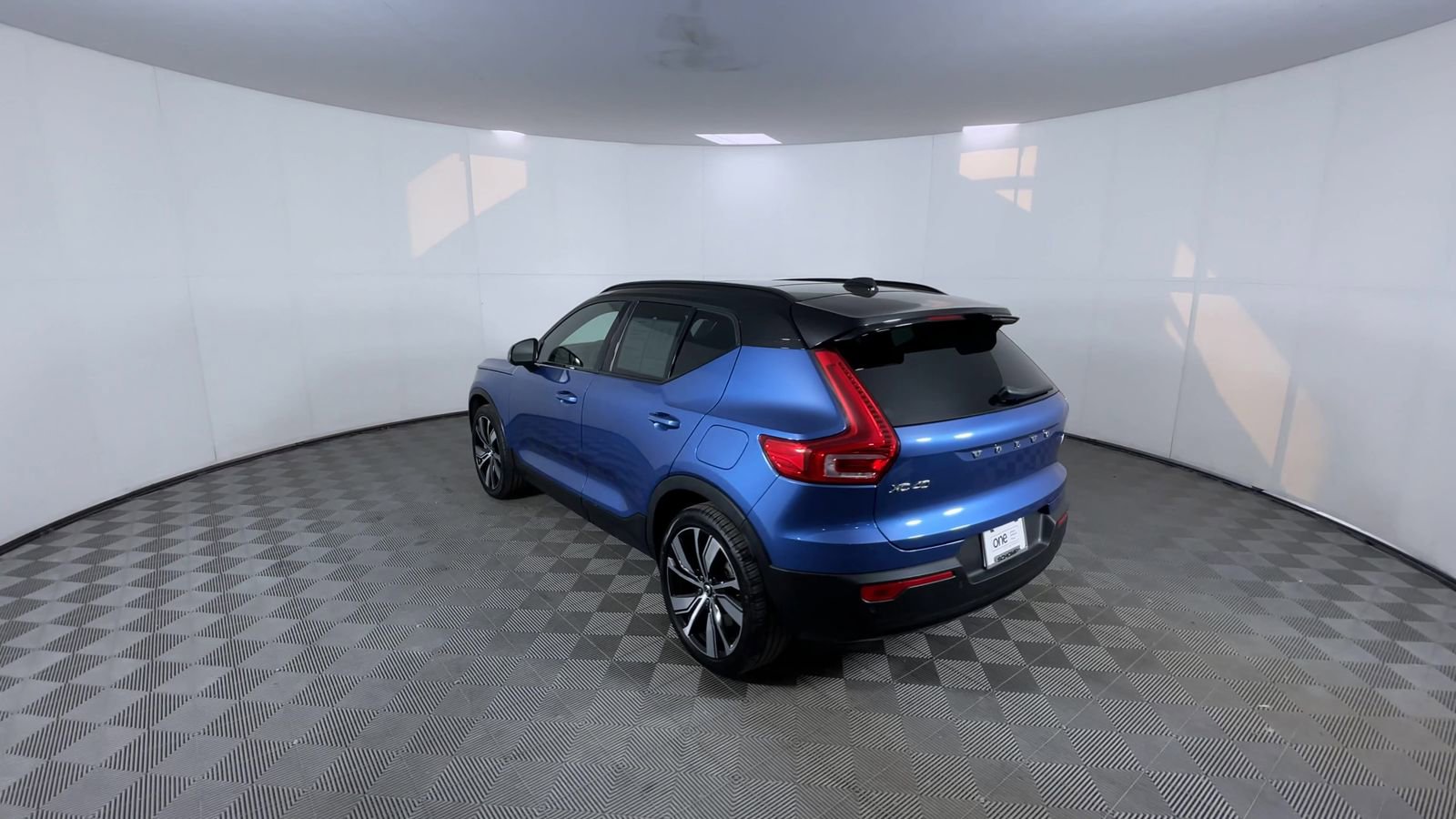 Used 2021 Volvo XC40 P8 Recharge AWD/4WD image 7