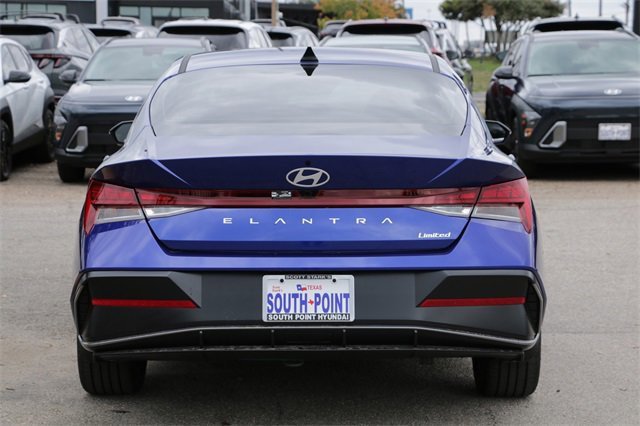 New 2026 Hyundai Elantra Limited image 6