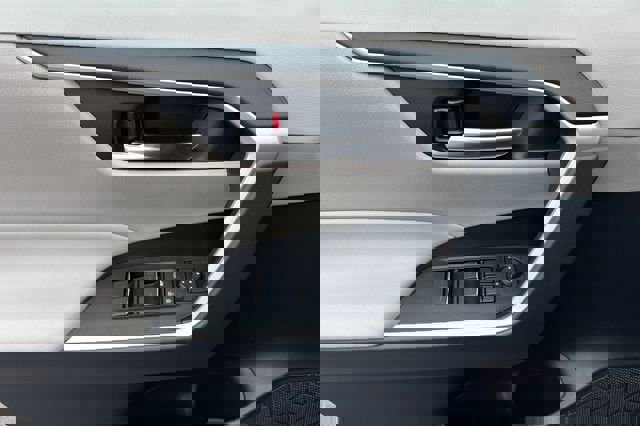 Certified 2025 Toyota RAV4 XLE w/ Convenience Package image 14