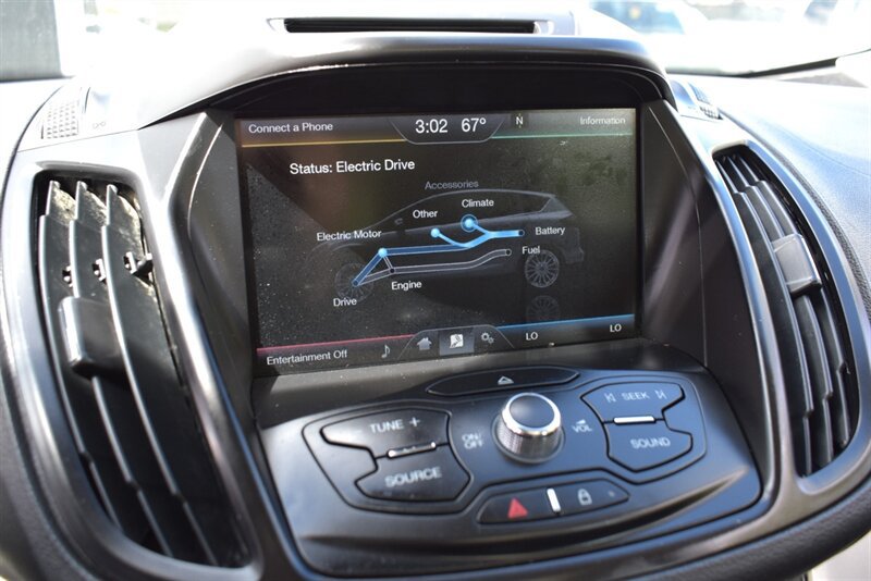 Used 2013 Ford C-MAX SEL FWD image 24