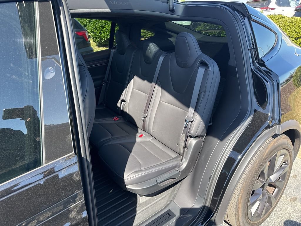 Used 2023 Tesla Model X image 11