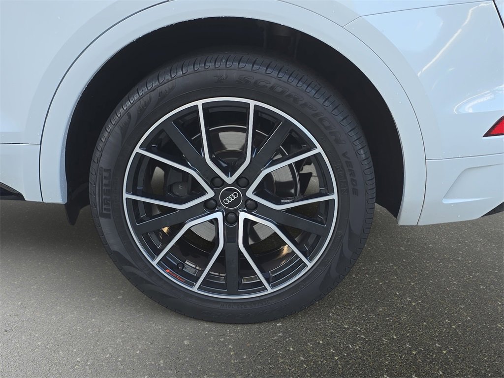 Certified 2023 Audi SQ5 Premium Plus w/ Premium Plus Package image 28