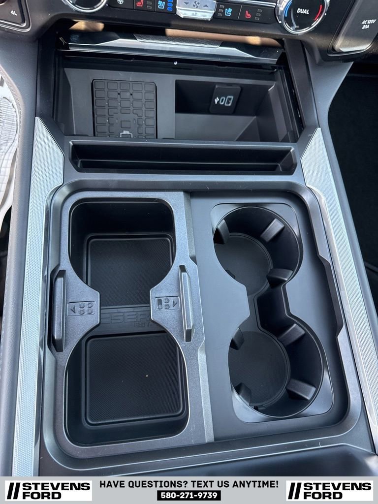 New 2026 Ford F250 Platinum image 32