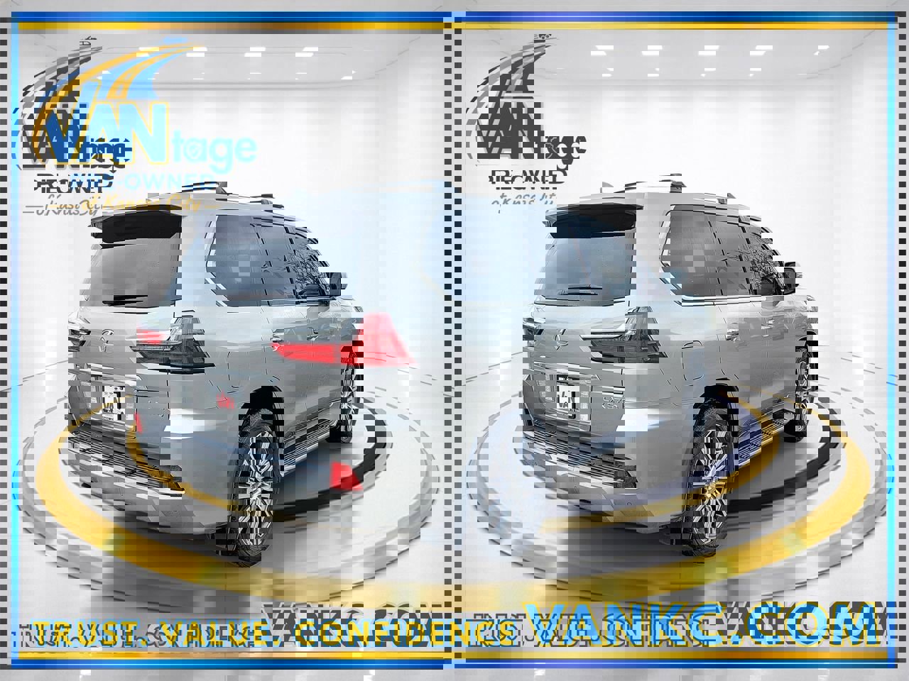 Used 2016 Lexus LX 570 4WD w/ Luxury Package image 6