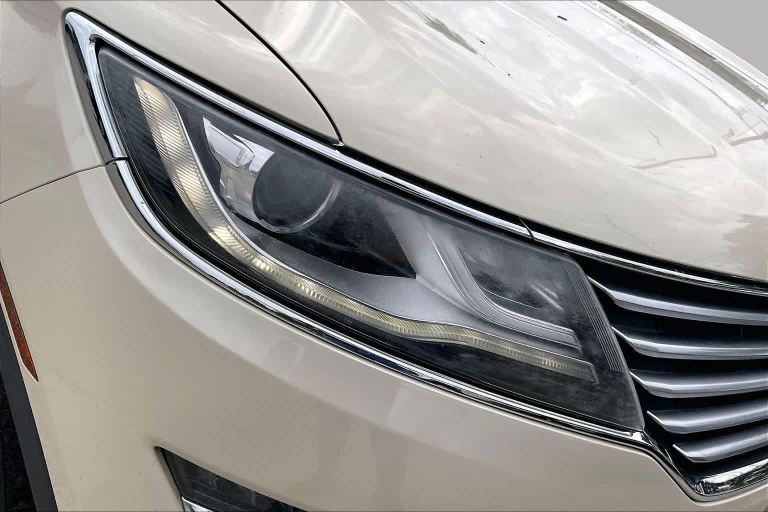 Used 2018 Lincoln MKC Reserve AWD/4WD image 27