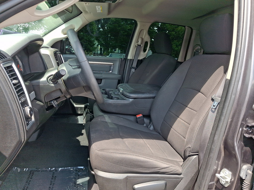 Used 2020 RAM 1500 Warlock AWD/4WD image 24