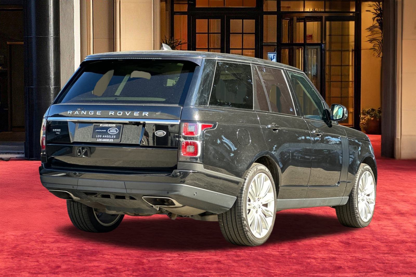 Used 2020 Land Rover Range Rover HSE image 10