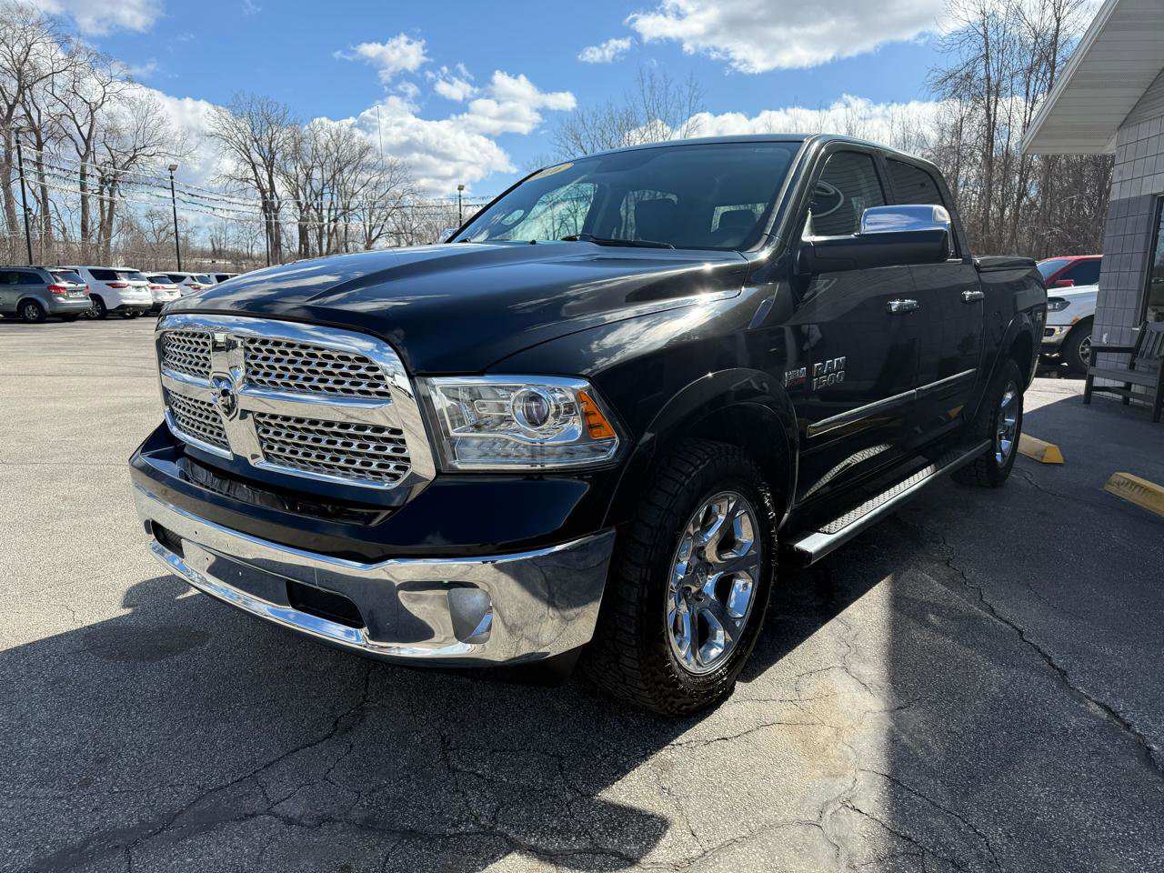 Used 2016 RAM 1500 Laramie w/ Convenience Group image 8