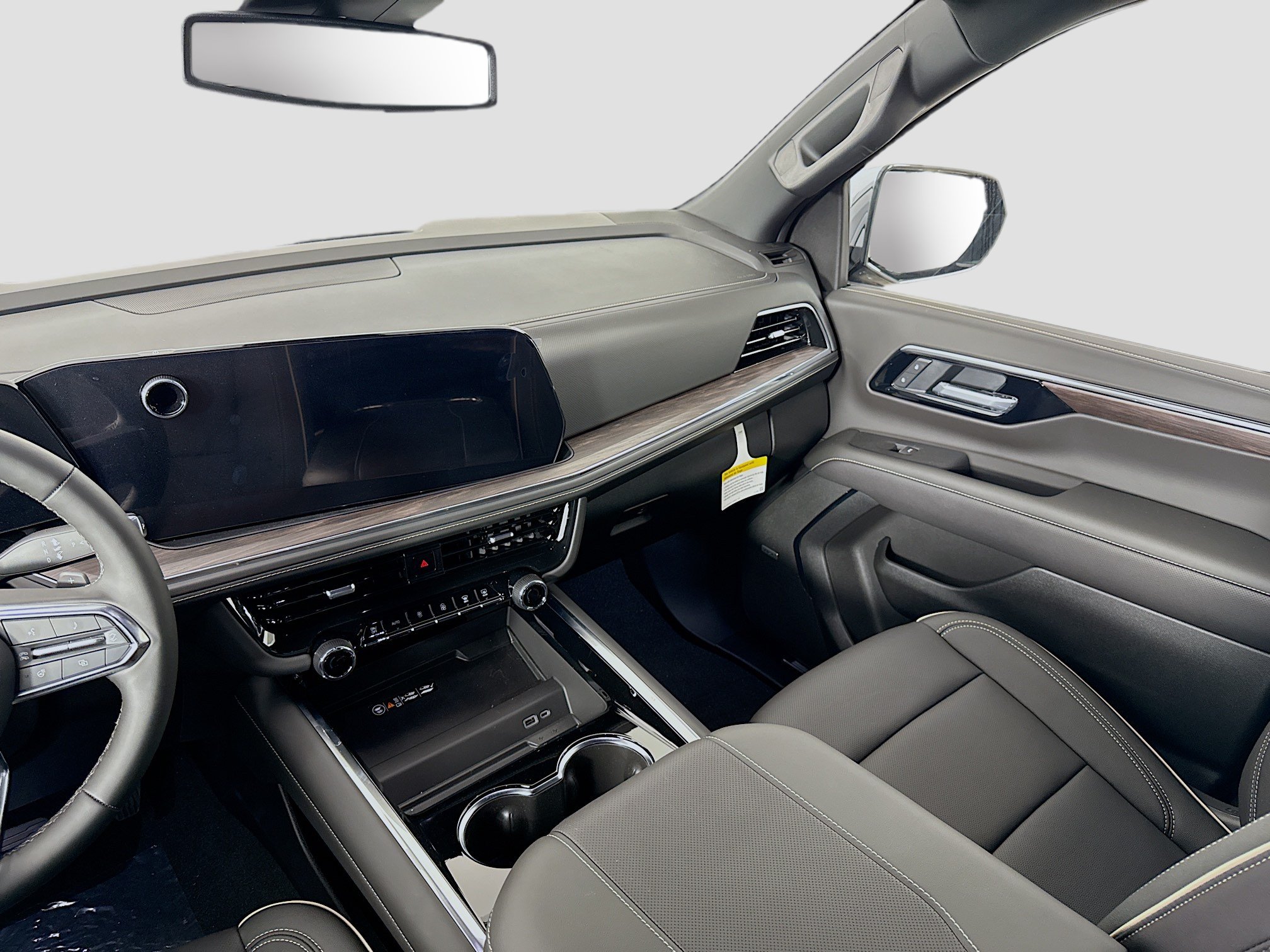 New 2026 Chevrolet Suburban Premier RWD image 26