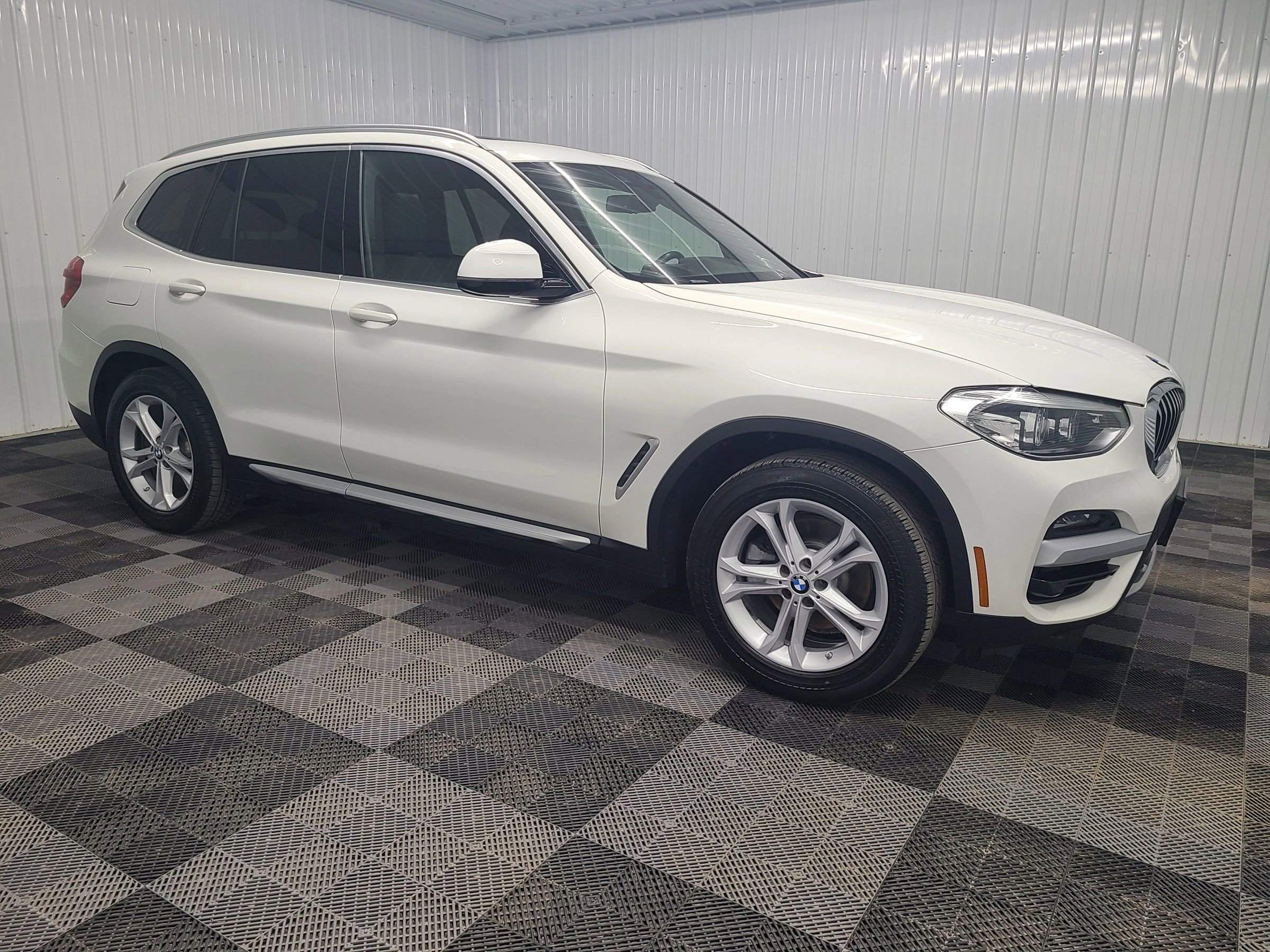Used 2020 BMW X3 xDrive30i image 1