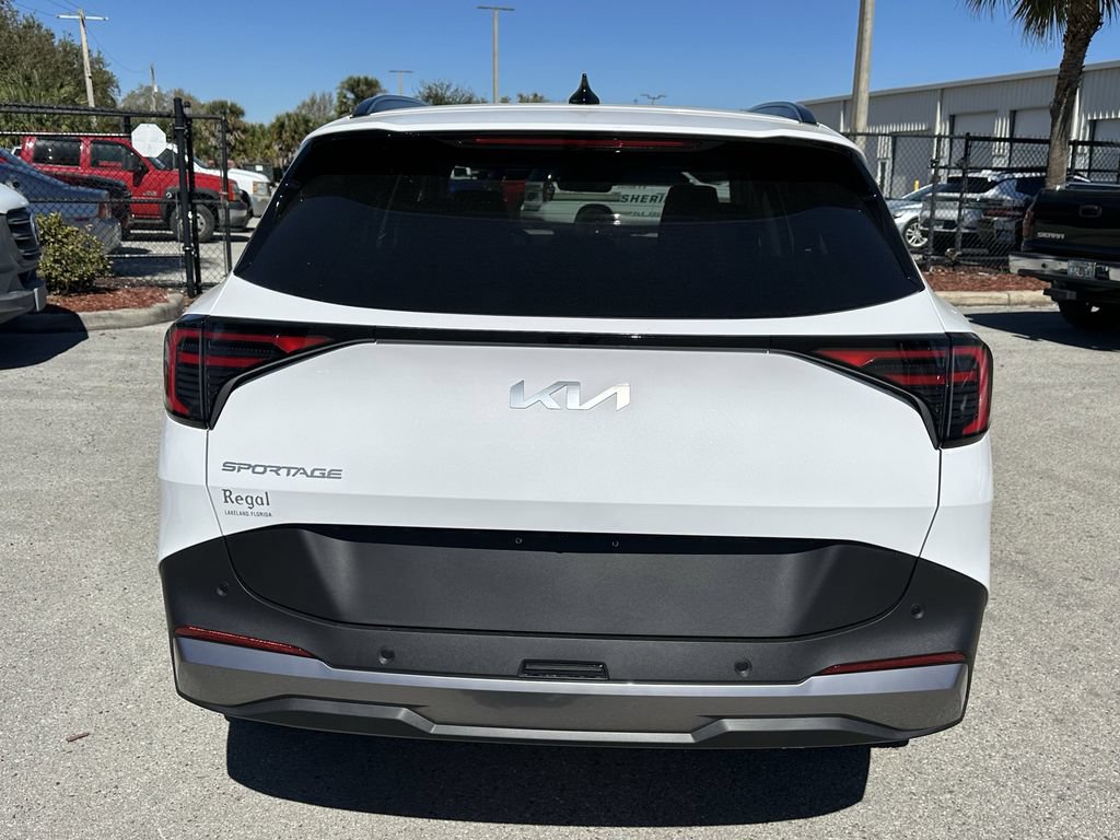 New 2026 Kia Sportage EX w/ EX Panorama Roof Package FWD image 6