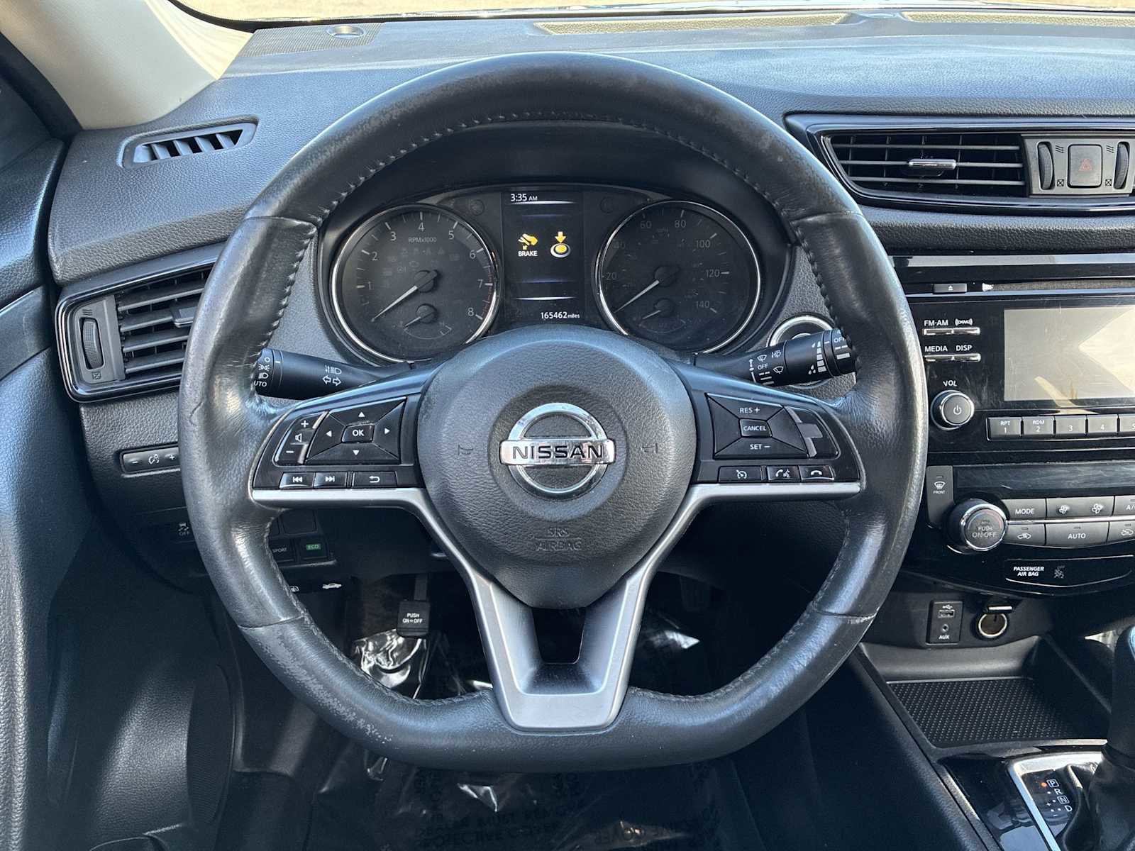 Used 2017 Nissan Rogue SV AWD/4WD image 11