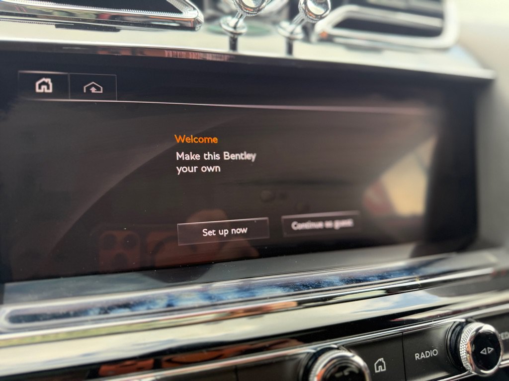 Used 2021 Bentley Bentayga Speed AWD/4WD image 31