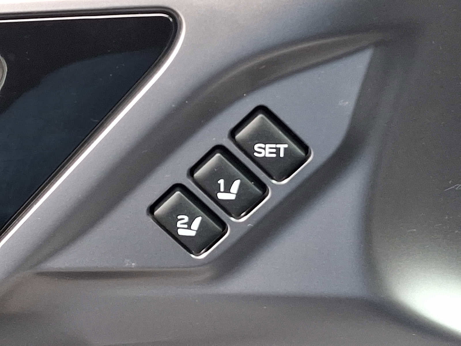 Used 2020 Subaru Outback Limited image 27