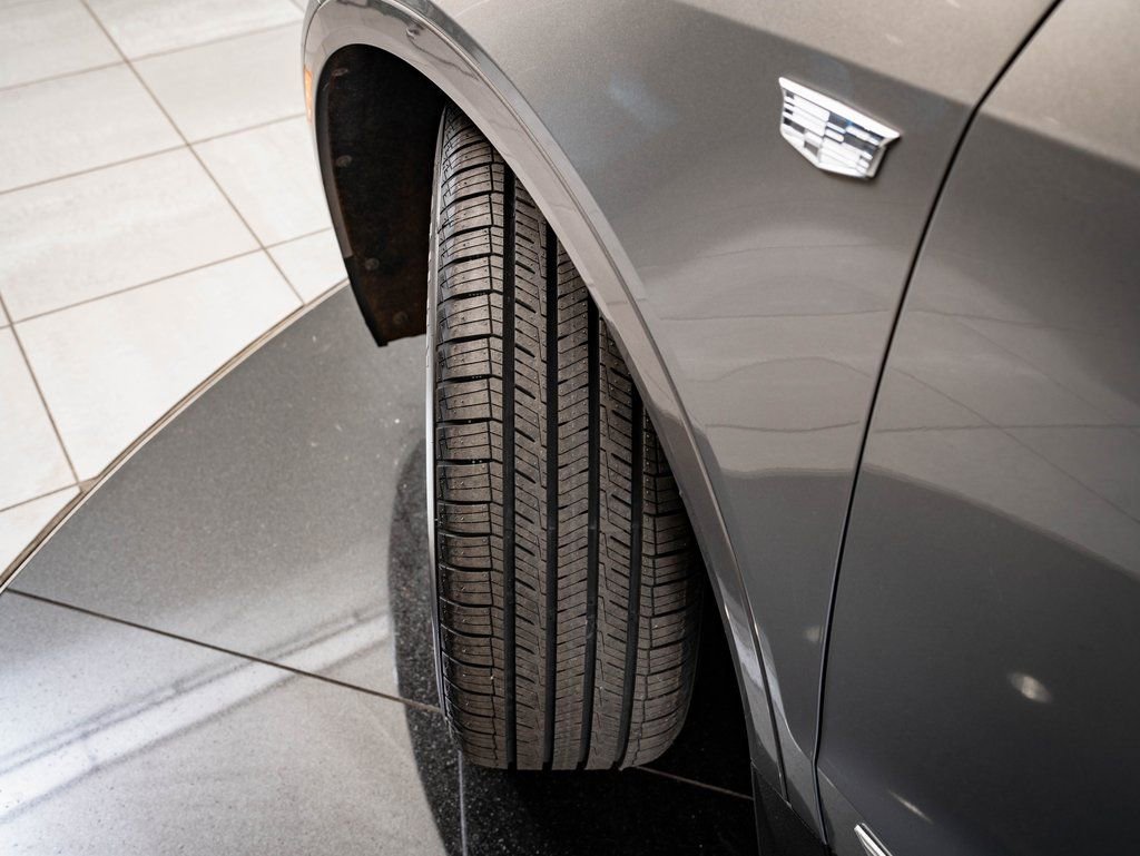 Used 2018 Cadillac XT5 Platinum w/ Driver Assist Package image 49