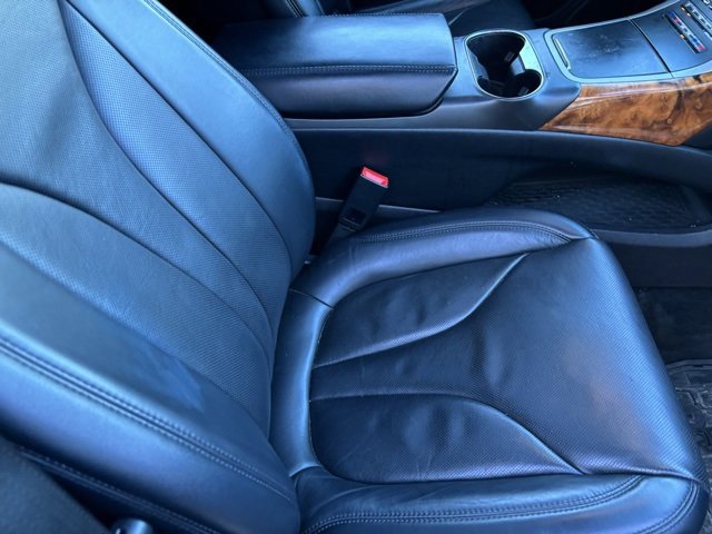 Used 2018 Lincoln MKX Reserve image 24