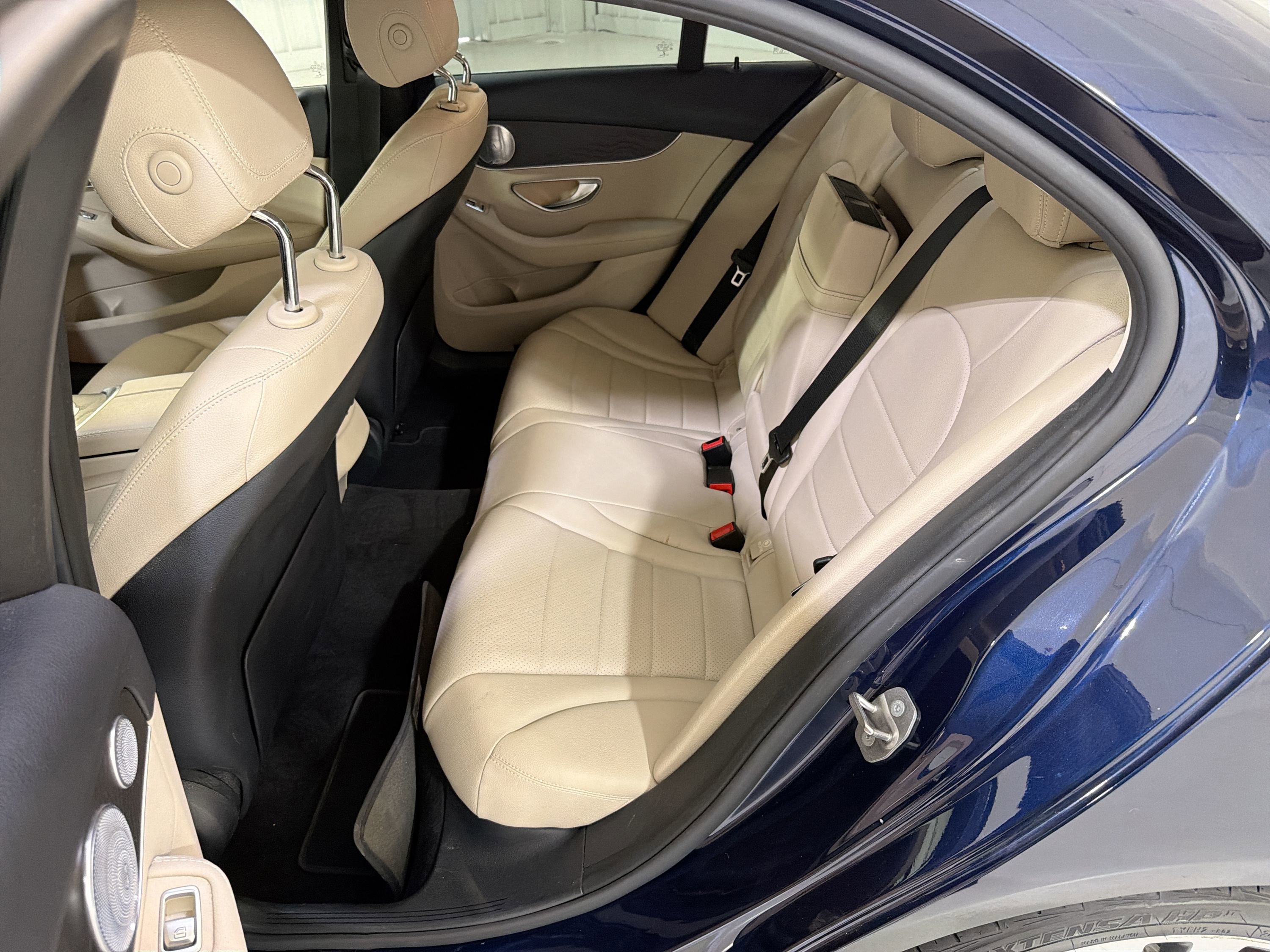 Used 2017 Mercedes-Benz C 300 Sedan image 23