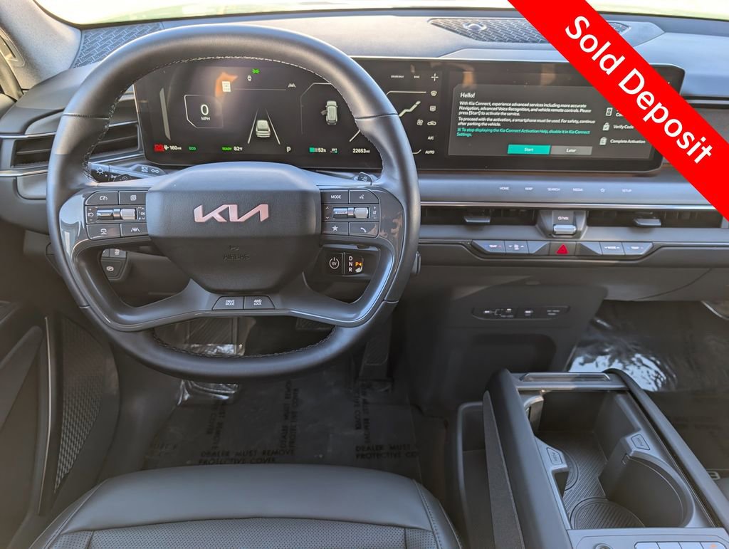 Certified 2024 Kia EV9 Land image 16