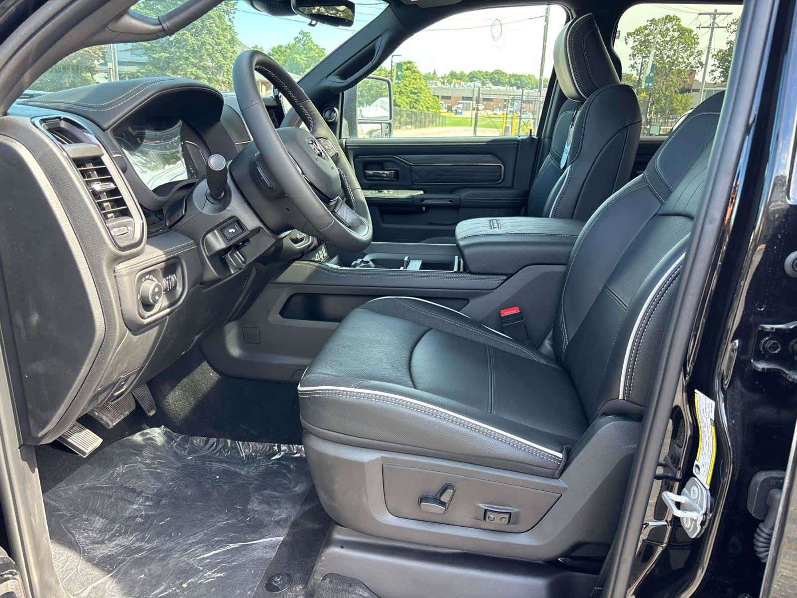 New 2027 RAM 3500 Limited AWD/4WD image 5