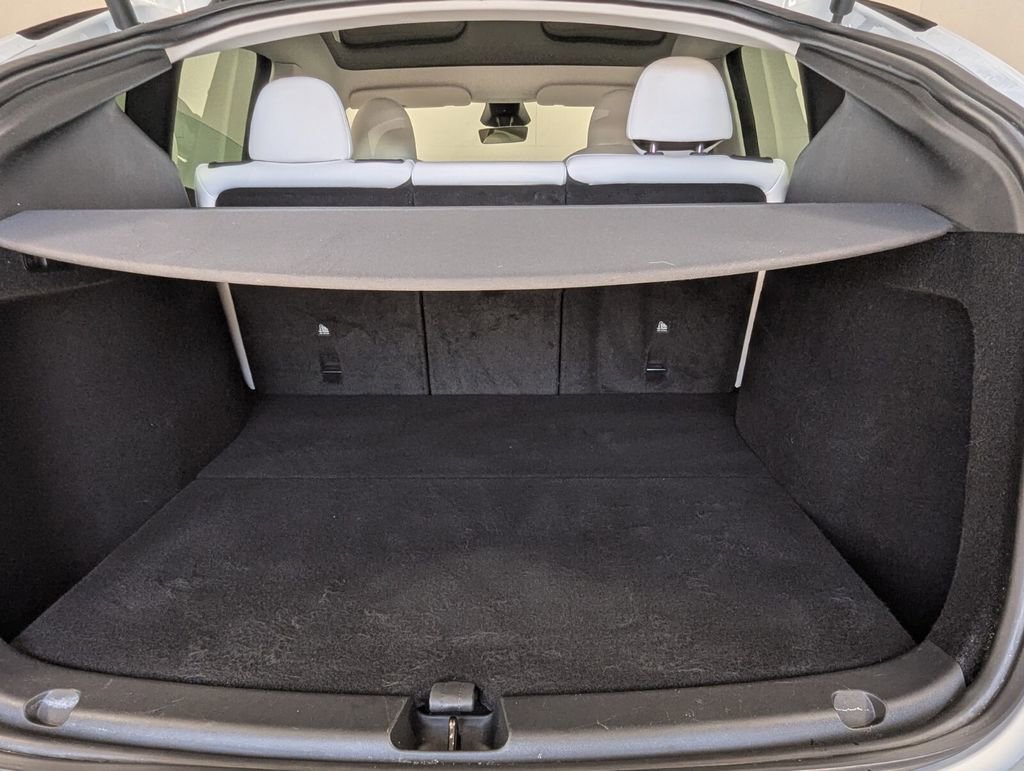 Used 2023 Tesla Model Y Long Range image 23