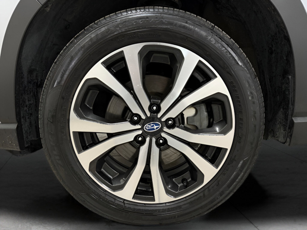 Certified 2023 Subaru Forester Limited image 32