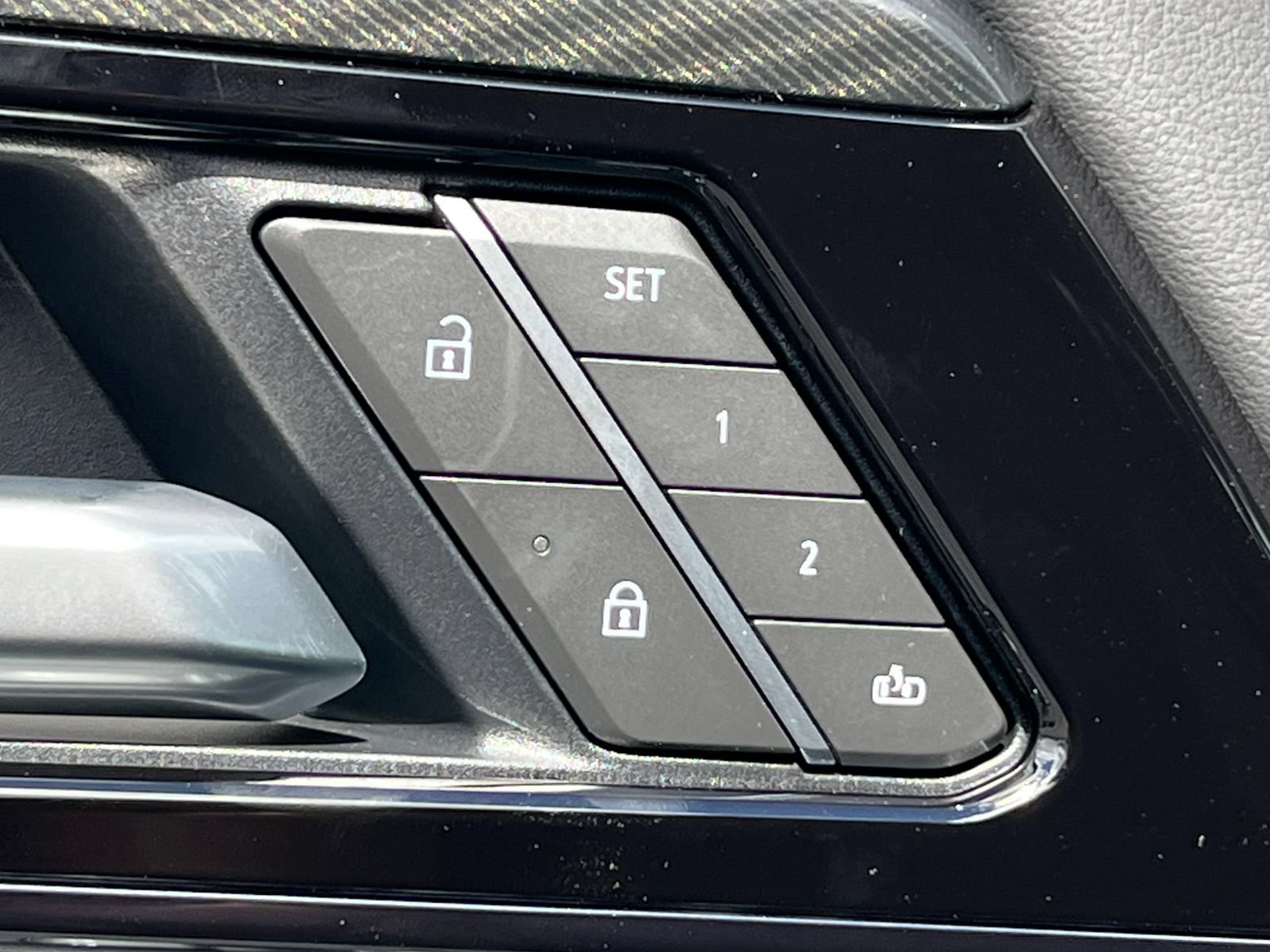 New 2026 GMC Yukon AT4 w/ AT4 Premium Plus Package AWD/4WD image 19