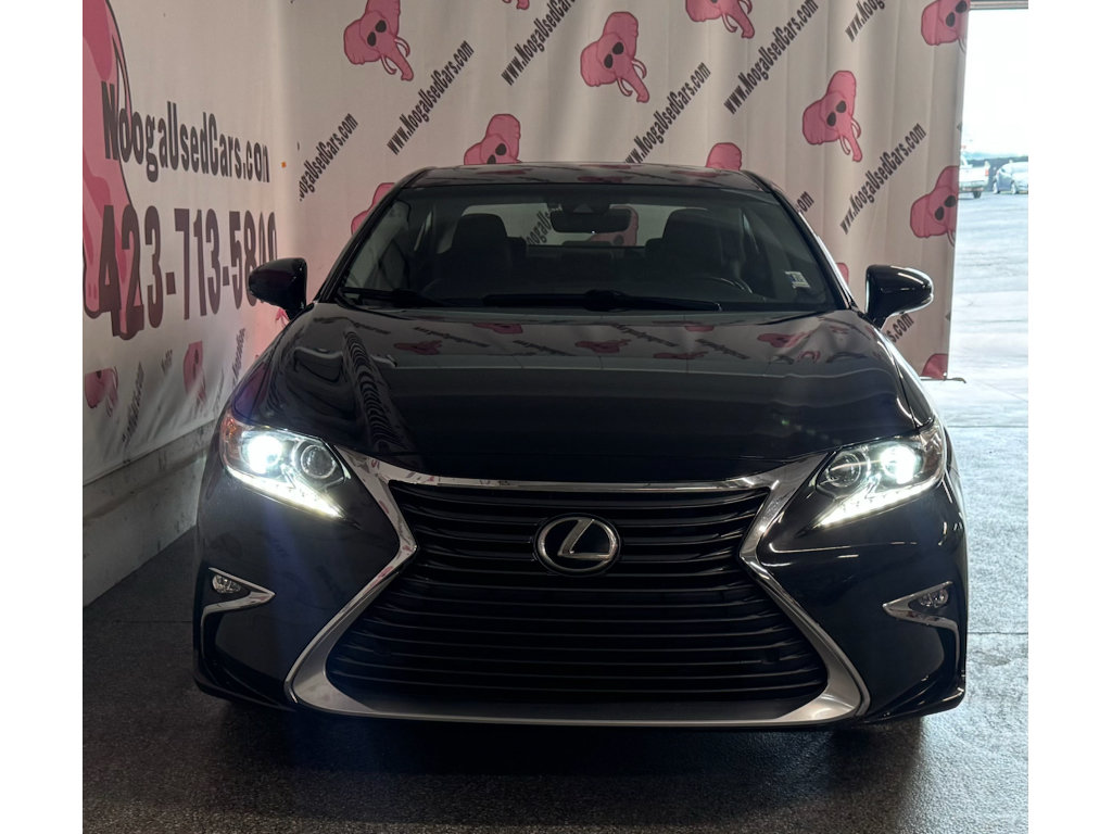 Used 2016 Lexus ES 350 w/ Luxury Package w/Wood Trim FWD image 5