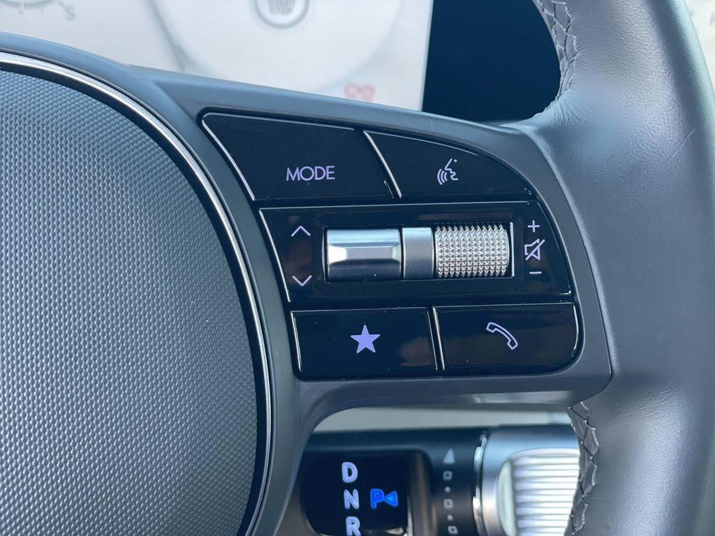 Used 2025 Hyundai Ioniq 6 SEL image 22