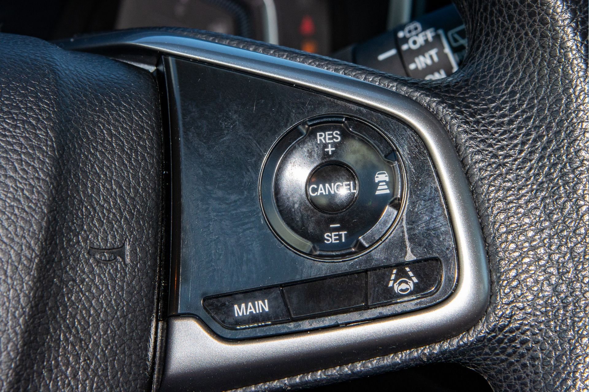 Used 2022 Honda CR-V EX image 34