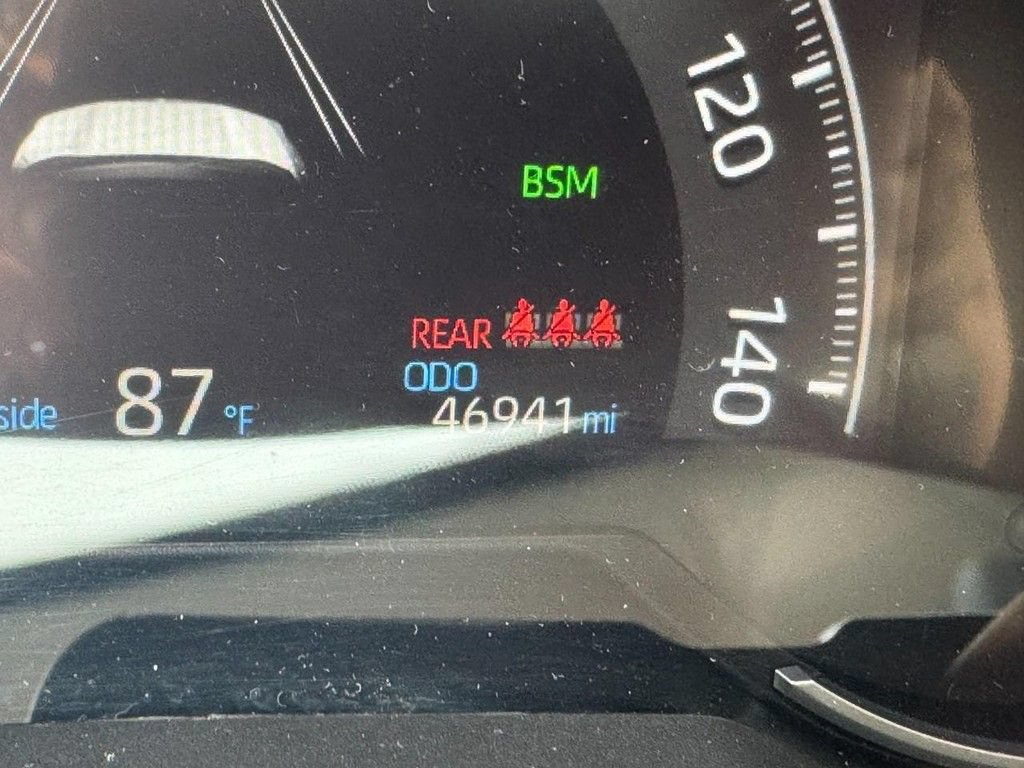 Used 2024 Toyota RAV4 Adventure AWD/4WD image 27