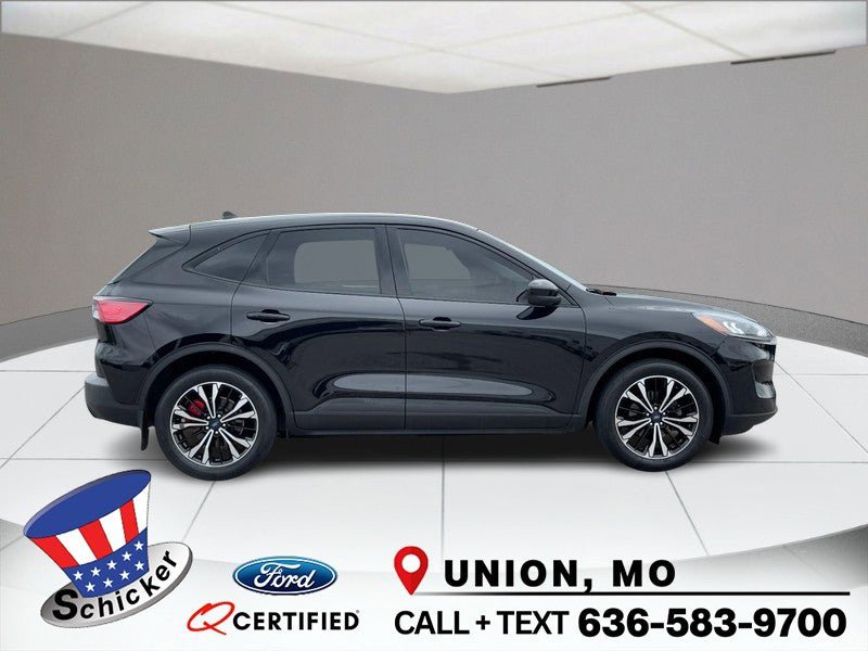 Used 2022 Ford Escape SE w/ SE Sport Appearance Package