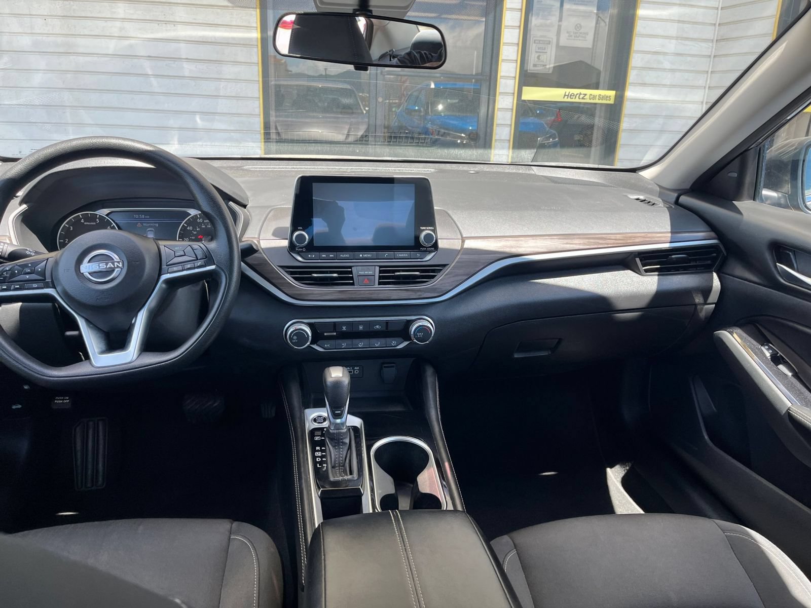 Used 2023 Nissan Altima 2.5 SV FWD image 26